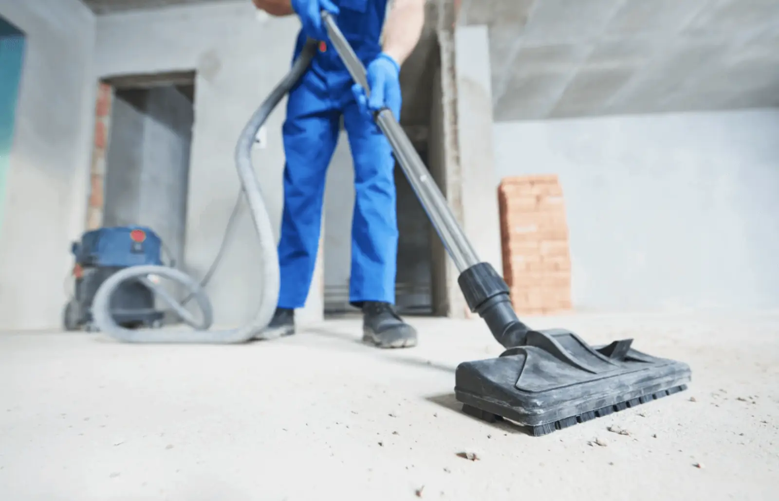 Curățenie post constructor